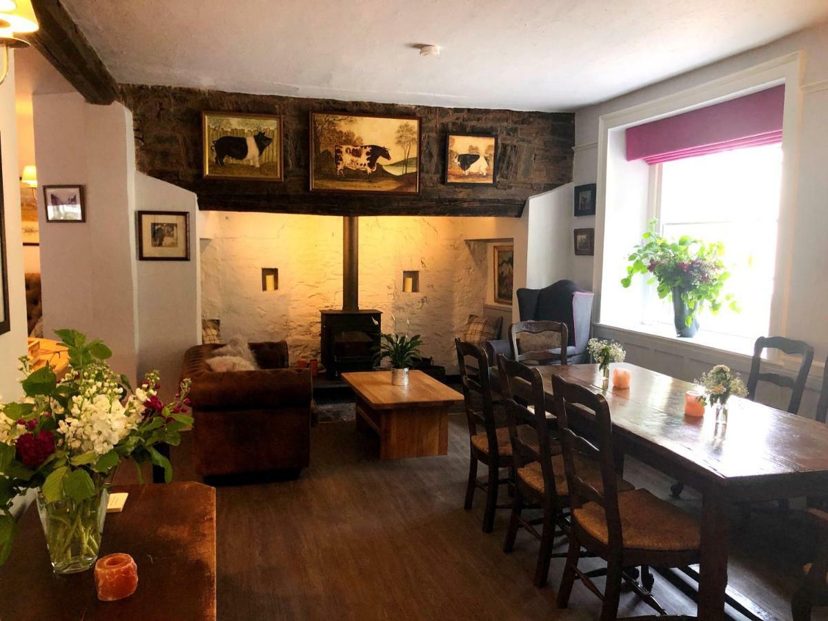 The Red Lion Hotel Oakford Exteriér fotografie